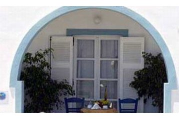 Greece Privát Firá, Exterior